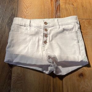 Abercrombie kids girls white shorts. Size 13/14. Used but great condition